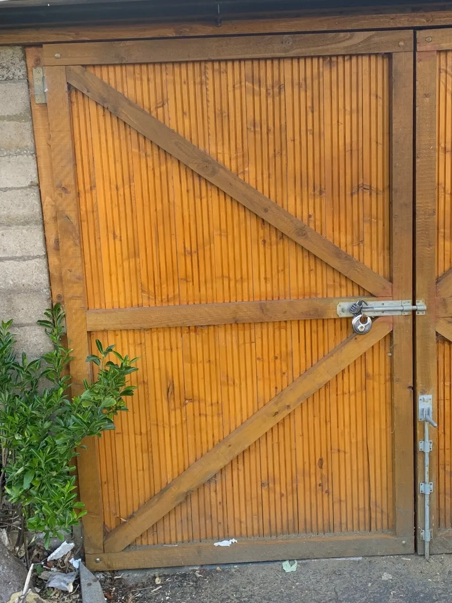 Garage Doors - Image 3