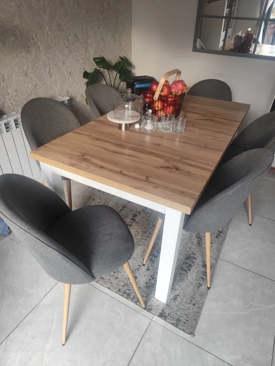 Dining chairs - Image 1