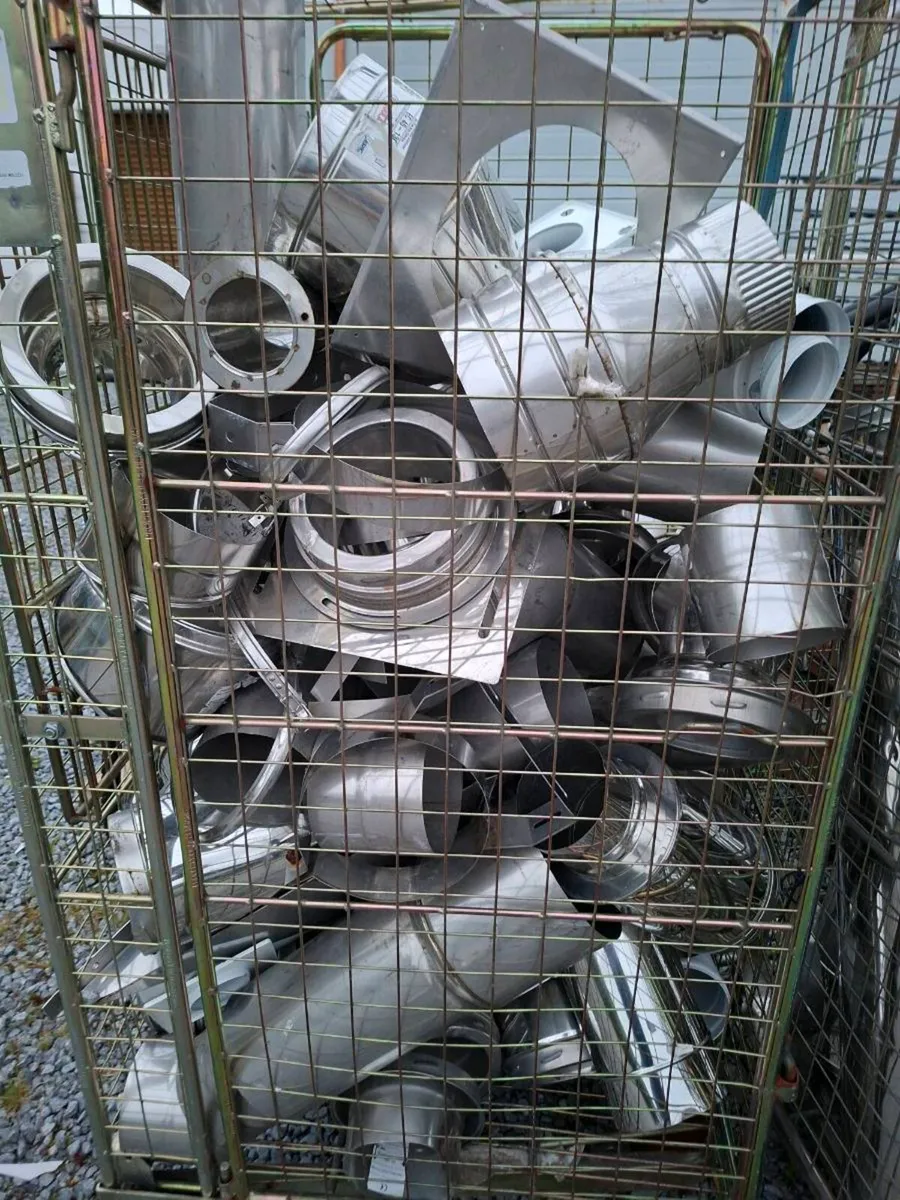 Joblot of stainless steel pipe fittings - Image 4