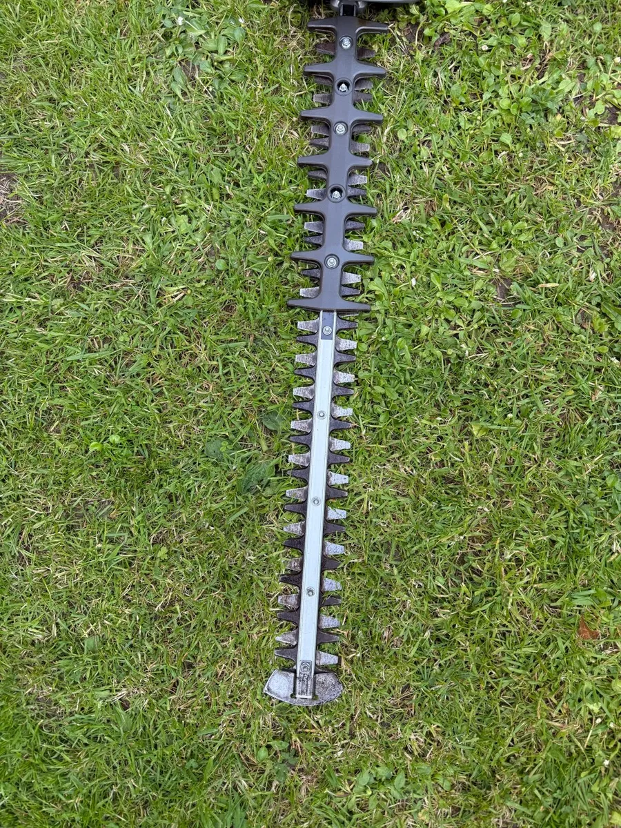 Husqvarna 522HDR75X professional hedge trimmer - Image 3