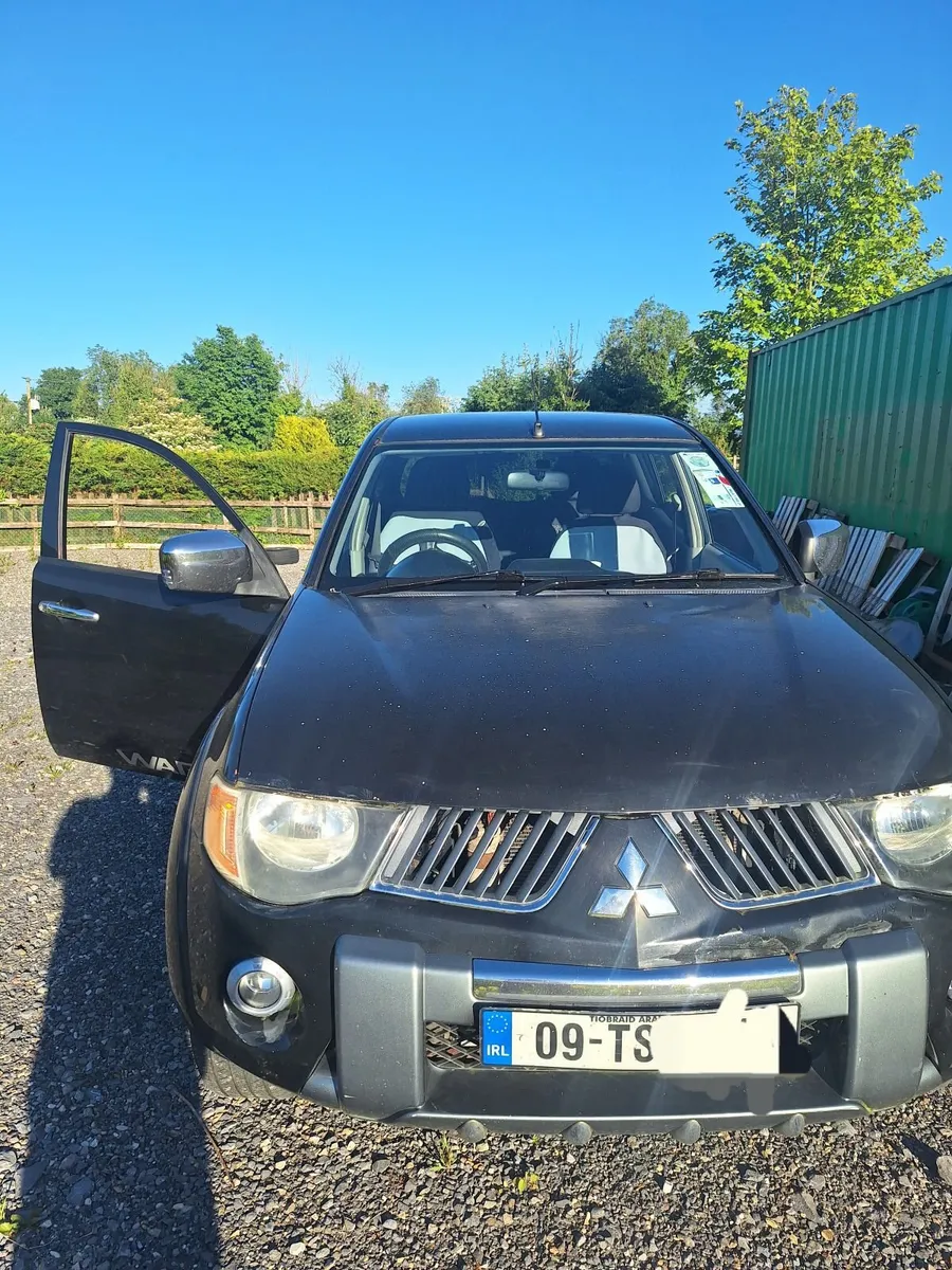 Mitsubishi L200 2009 - Image 2