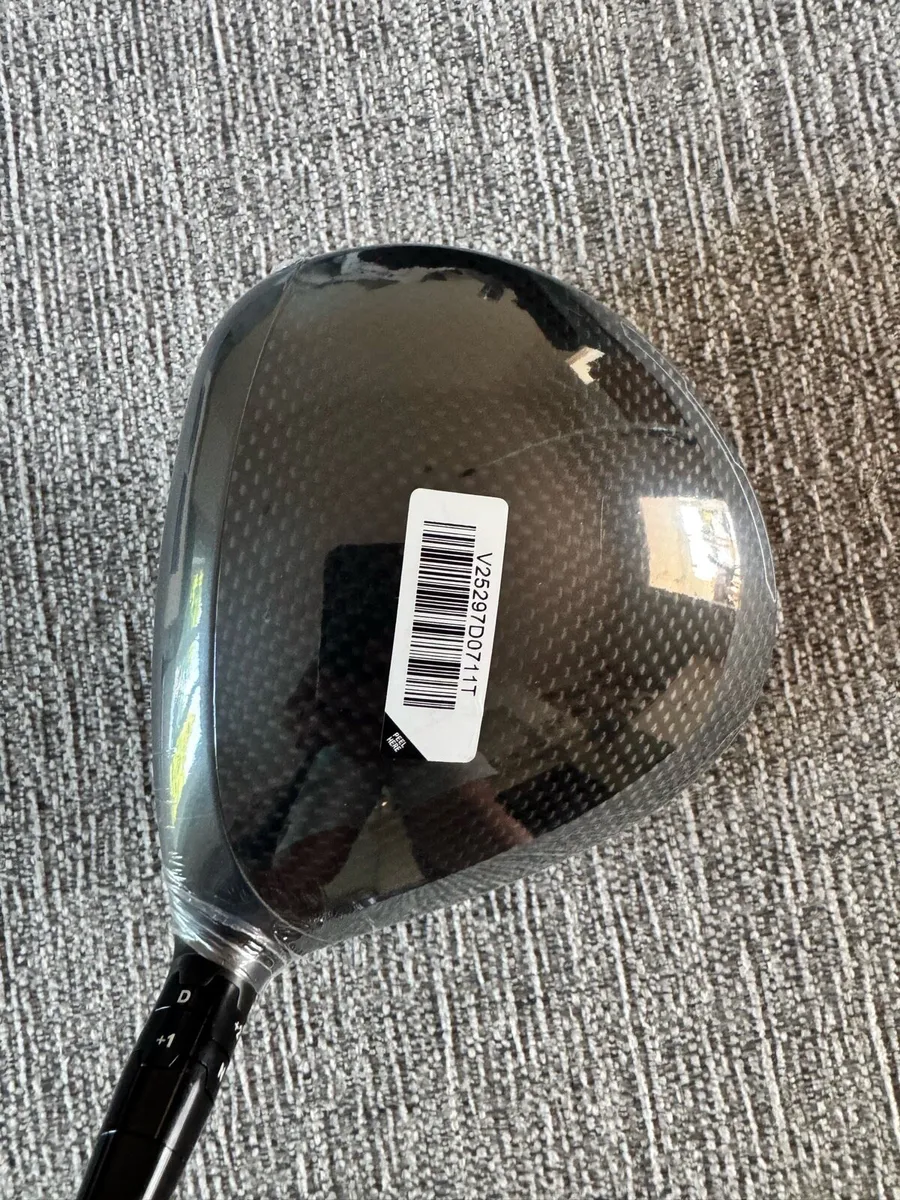 Brand New Callaway Quantum Triple Diamond Driver - Image 3