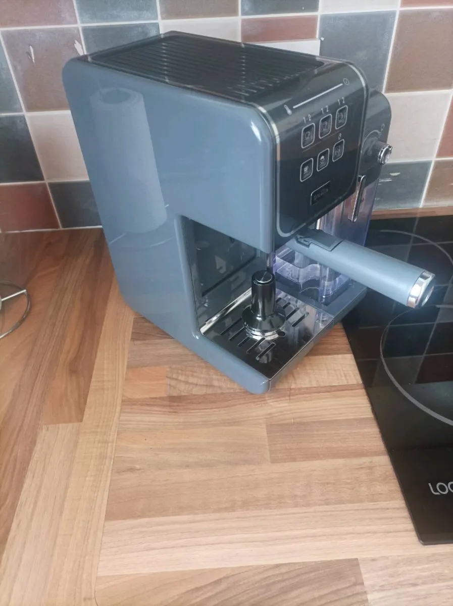 Breville One -Touch Coffee Machine/Espresso Maker - Image 3