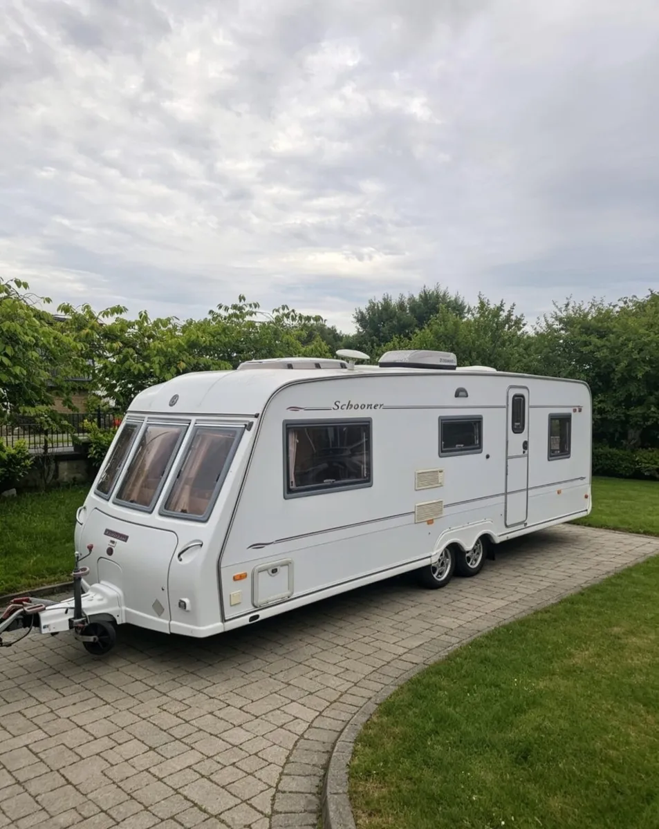 Buccaneer schooner 5/6 berth caravan - Image 1