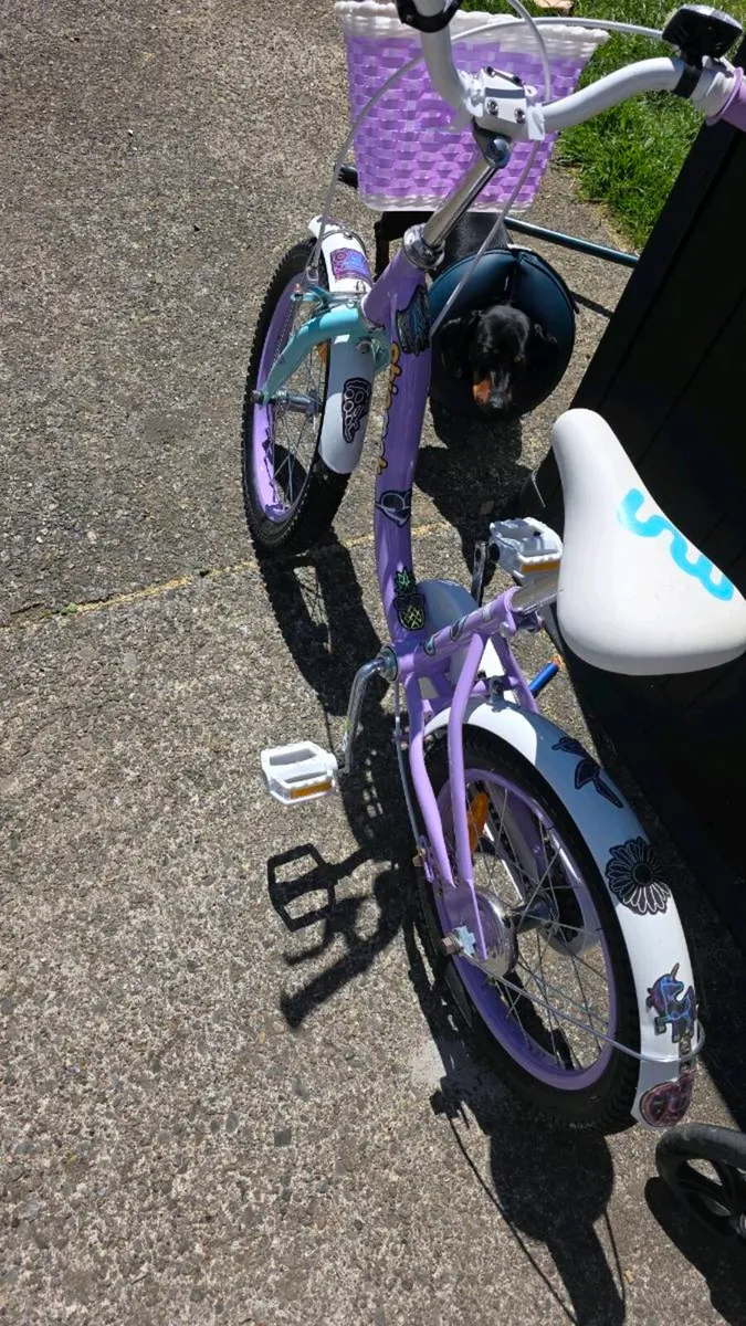 Girls 15inch bike - Image 4