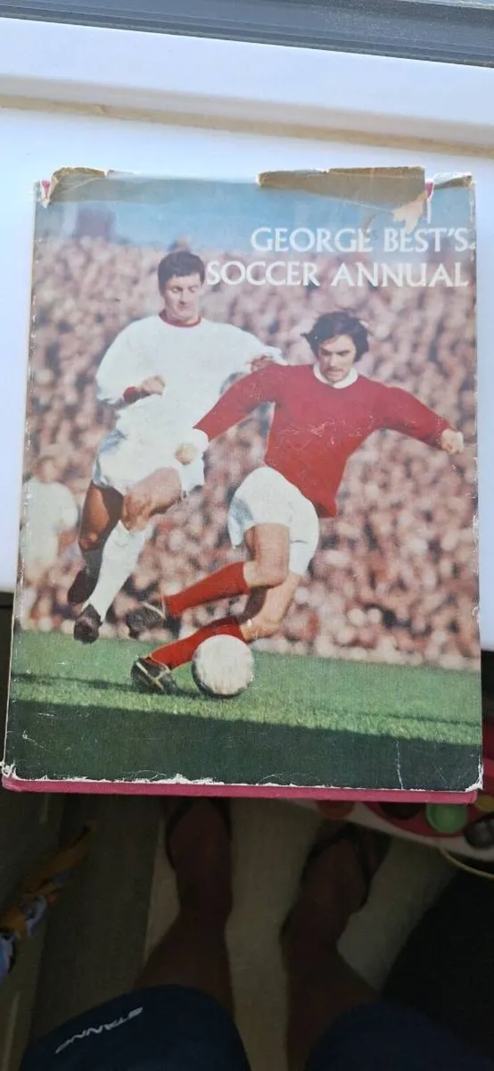 George best soccer Album 1968 - Image 1