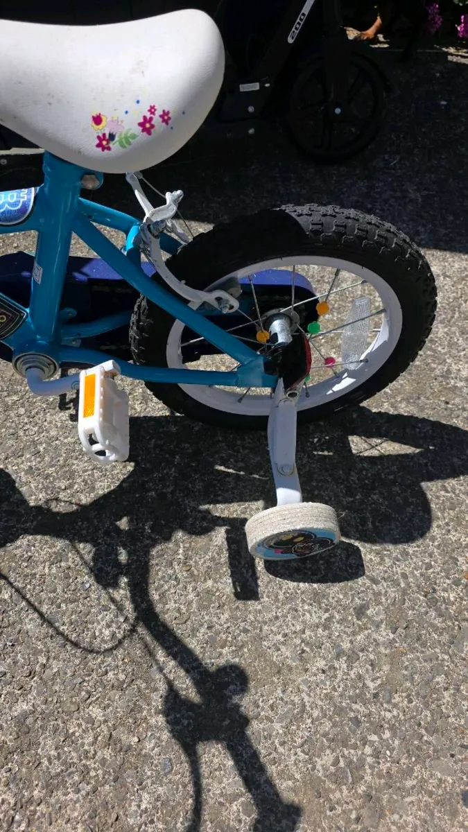 12 inch kids bike - Image 3