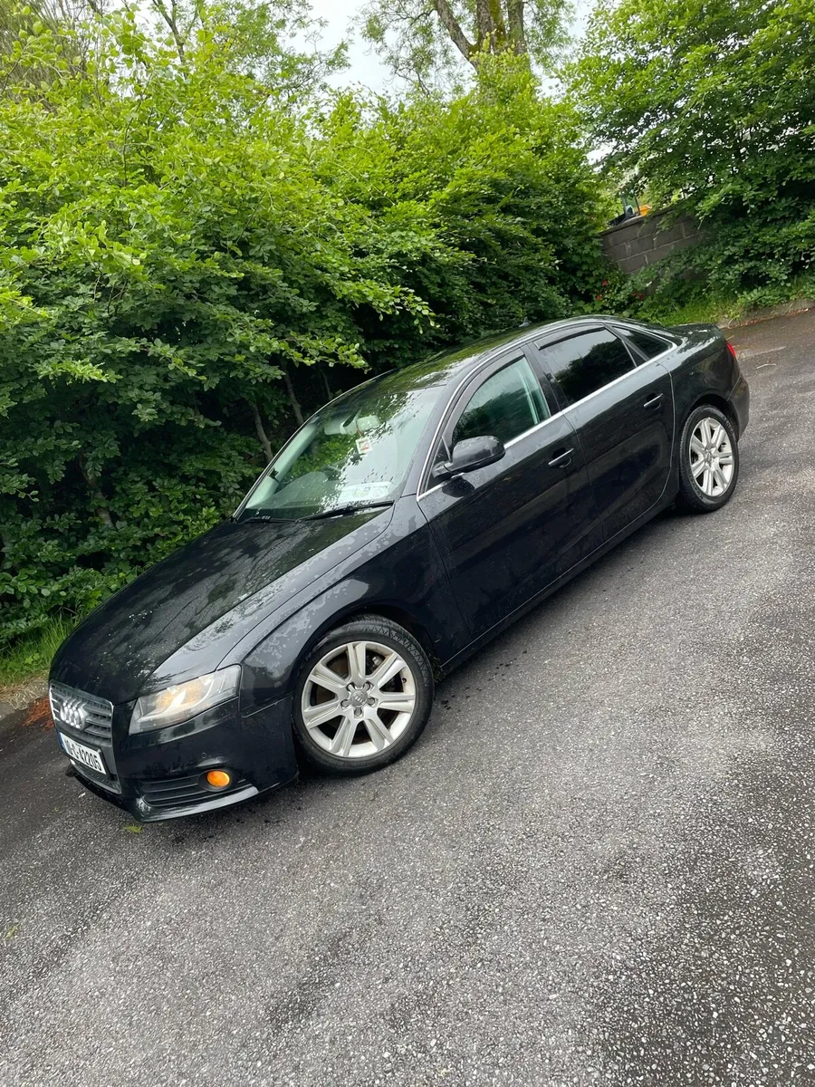 Audi a4 - Image 1
