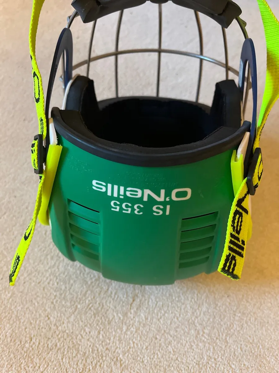 O’Neils hurling helmet - Image 3