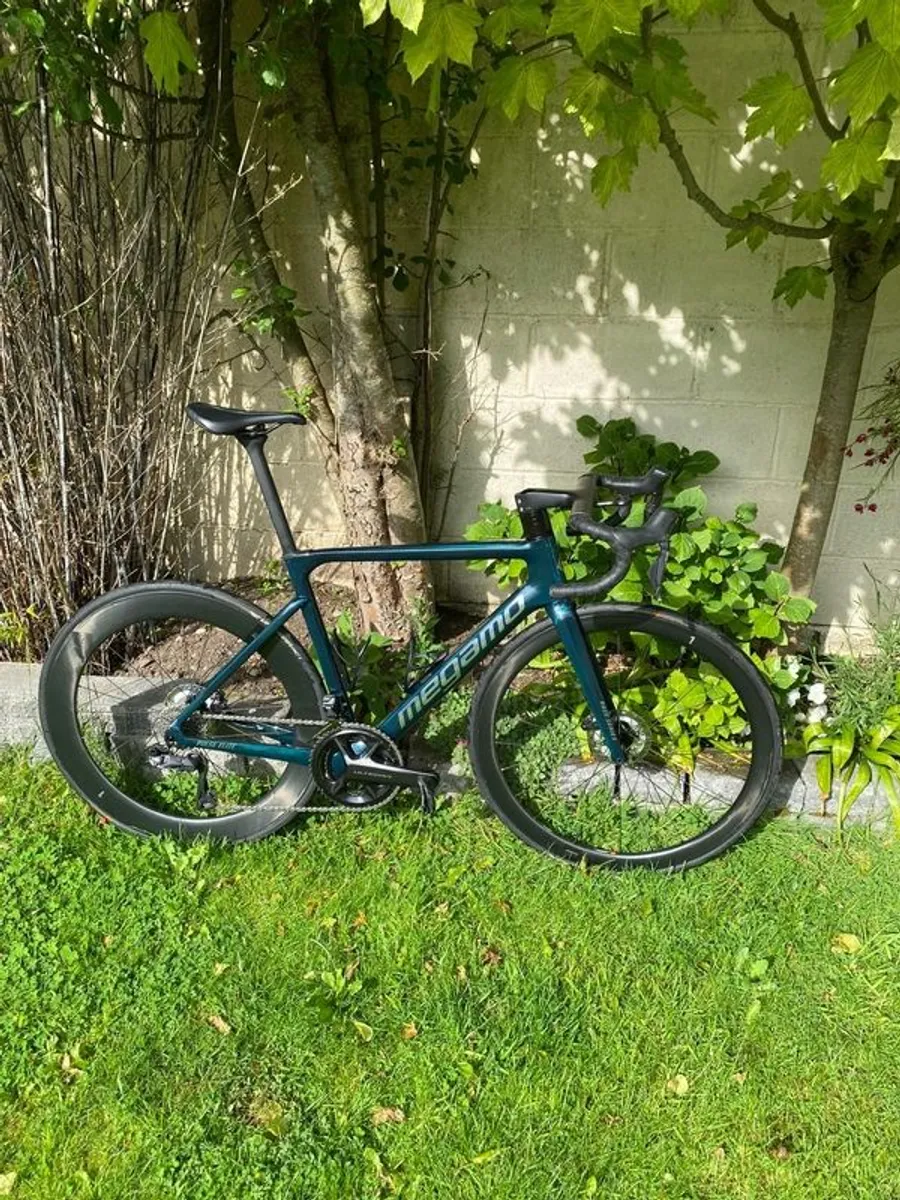 12 speed Di2 Ultegra road bike size S/M - Image 1
