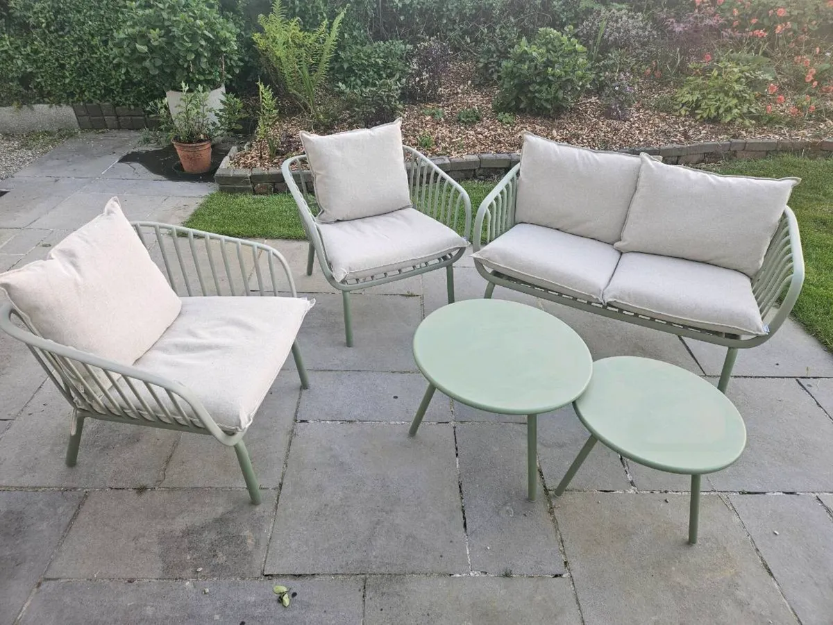 Garden Chairs, Sofa, 2 x tables - Image 1