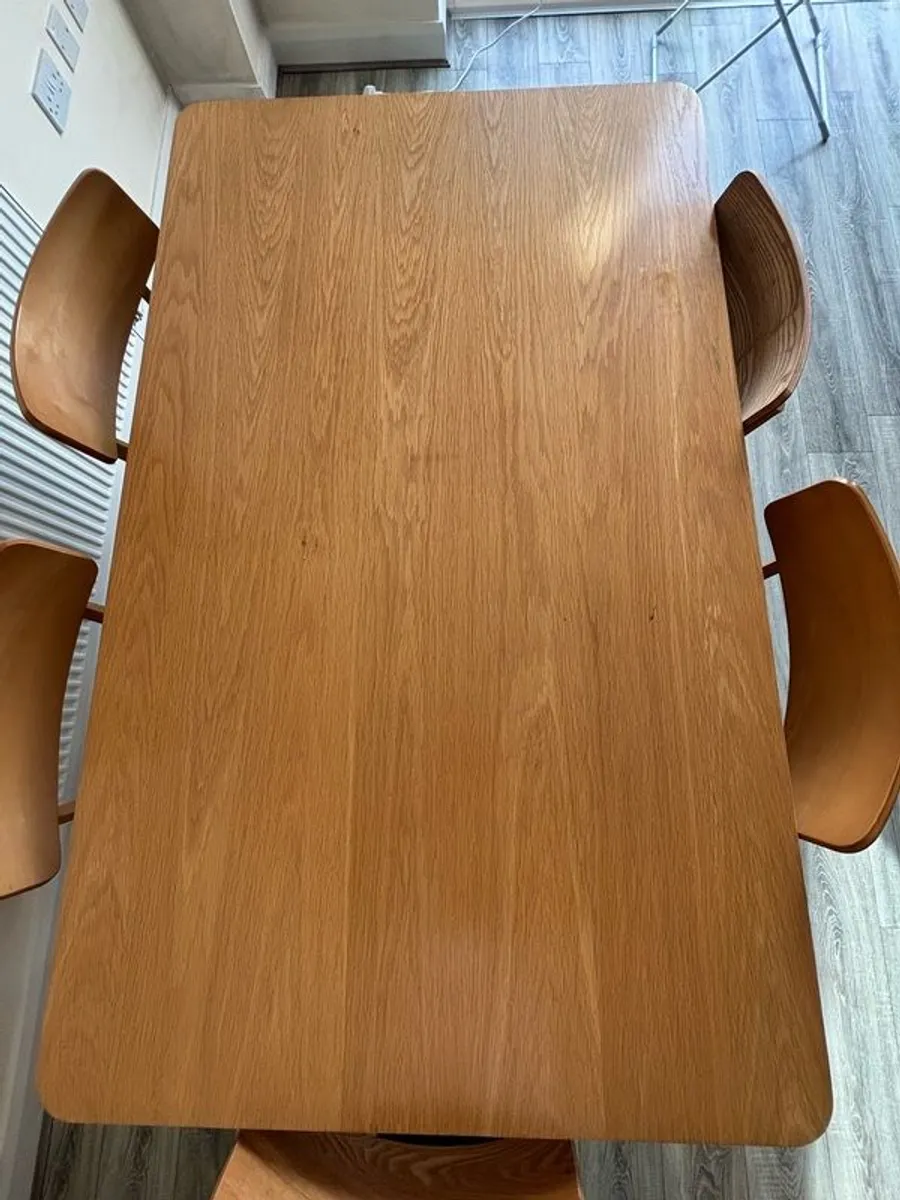 kitchen table and Chairs - Image 2