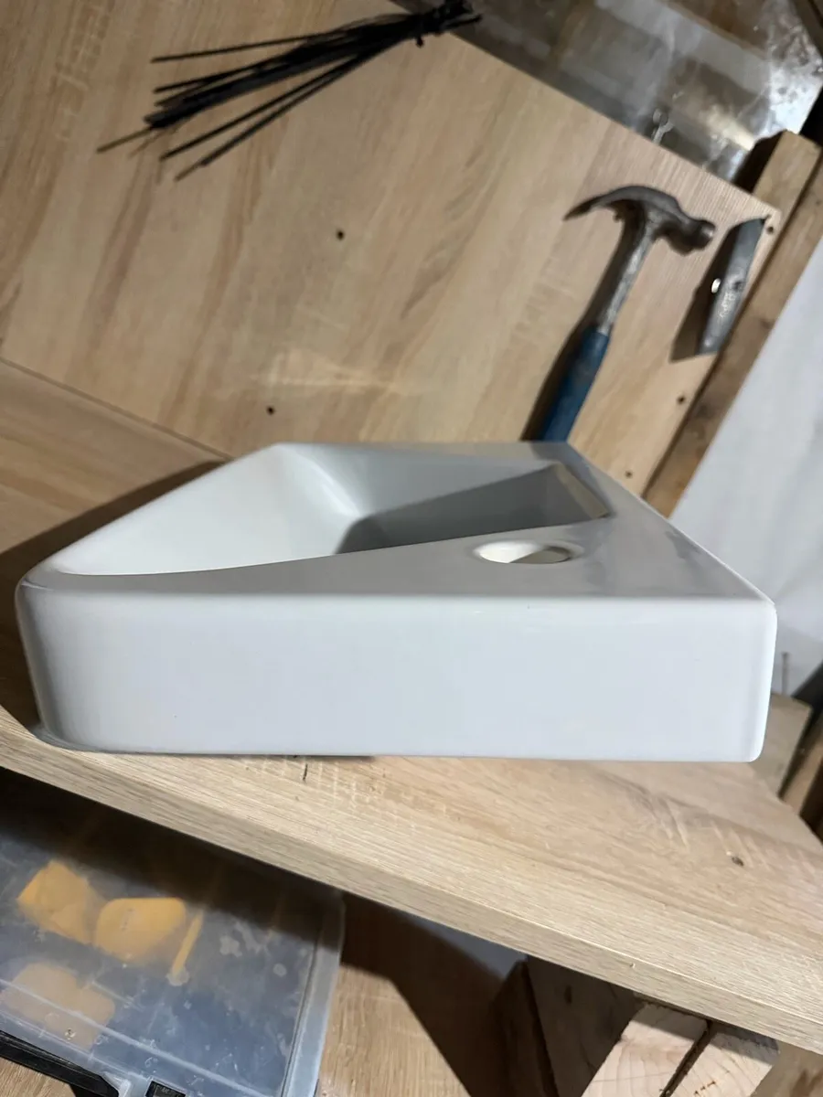 Sink - Image 3