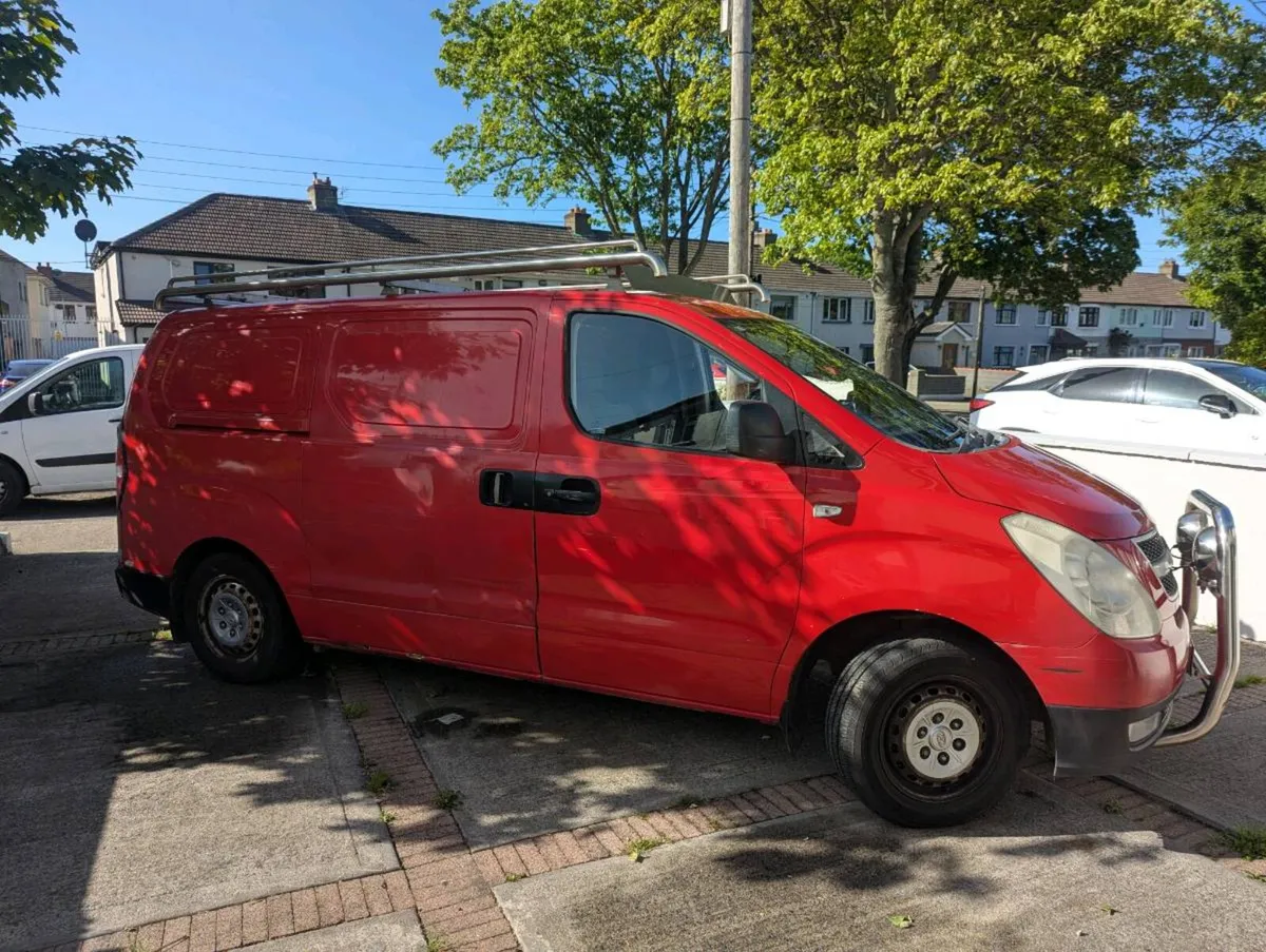 Hyundai H1/Montana - Image 2