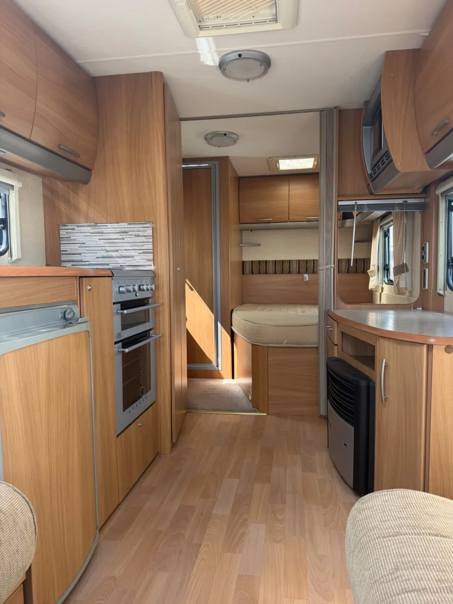 ⭐️Swift Charisma fixed bed caravan ⭐️ - Image 4