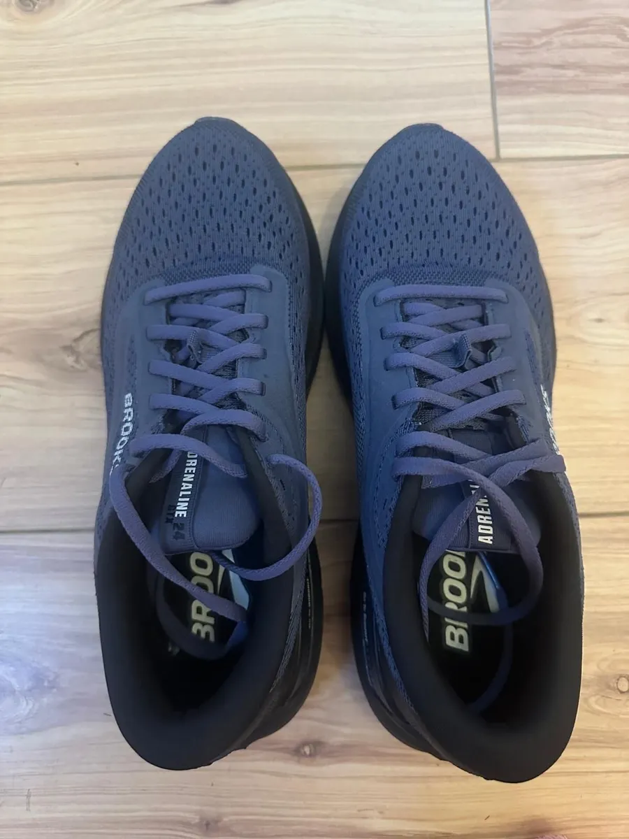 Womens Trainers - Image 1