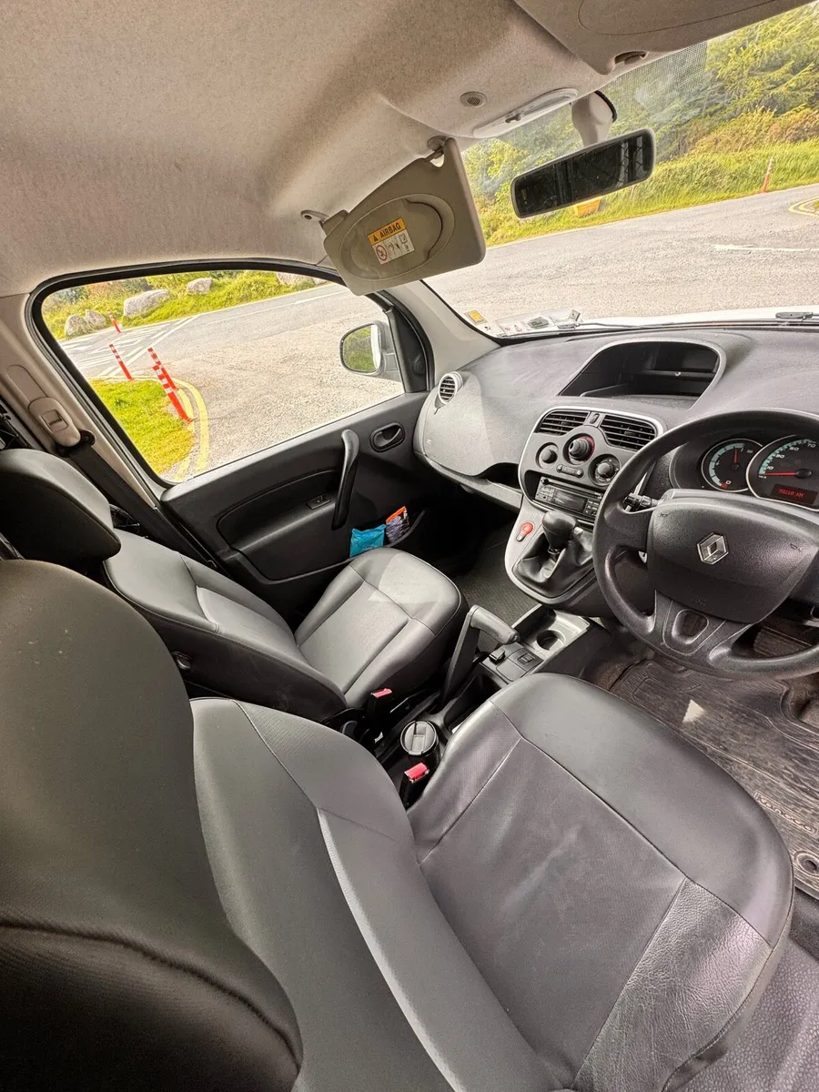 2020 Renault kangoo ze - Image 4