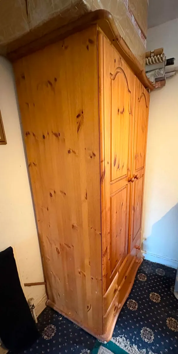 Pine Double Warderobe - Image 2