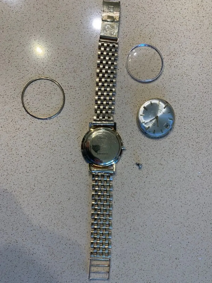 Vintage 9ct Gold watch bracelet - Image 2