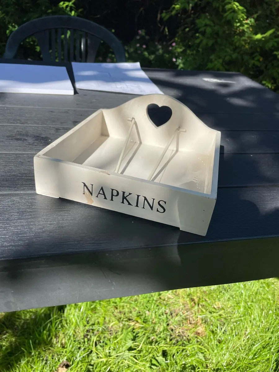 Napkin holder - Image 1