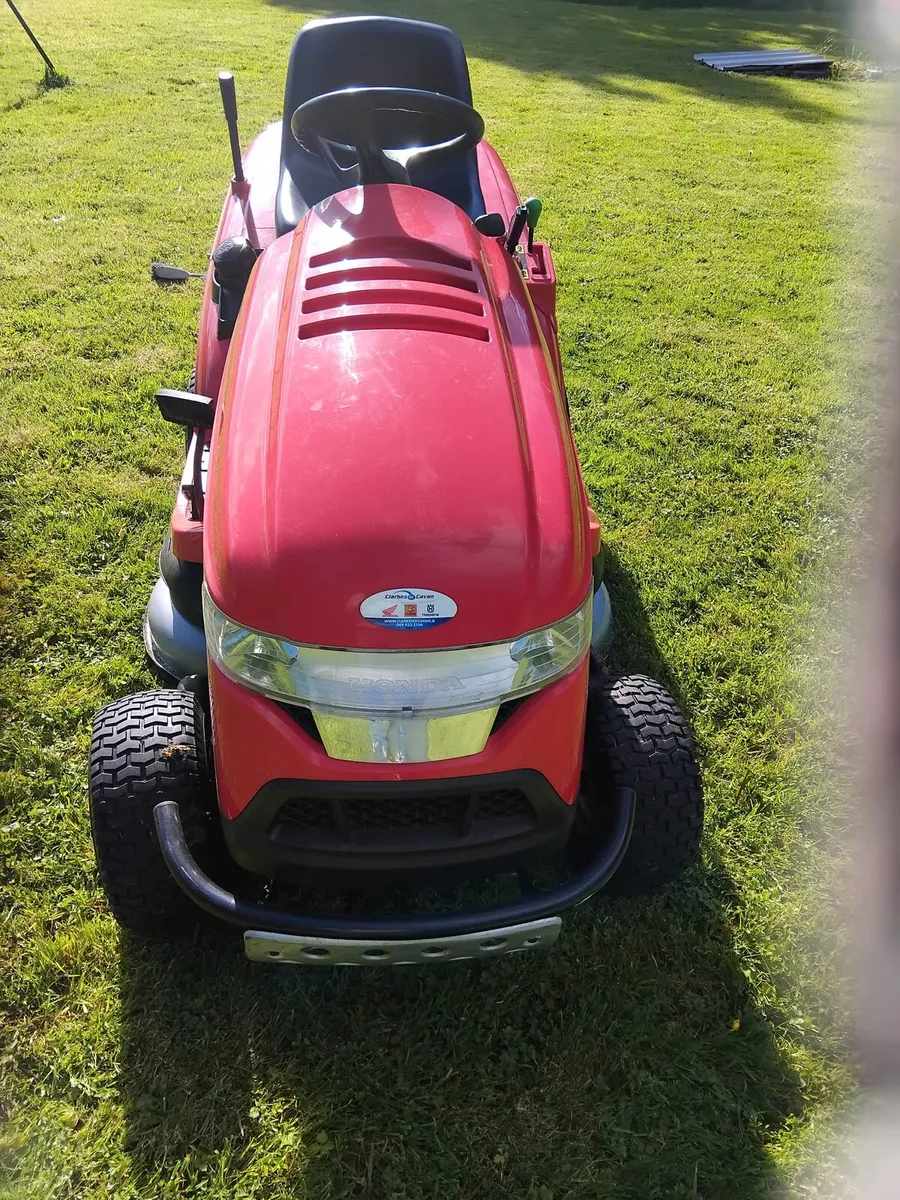 Ride on mower - Image 3