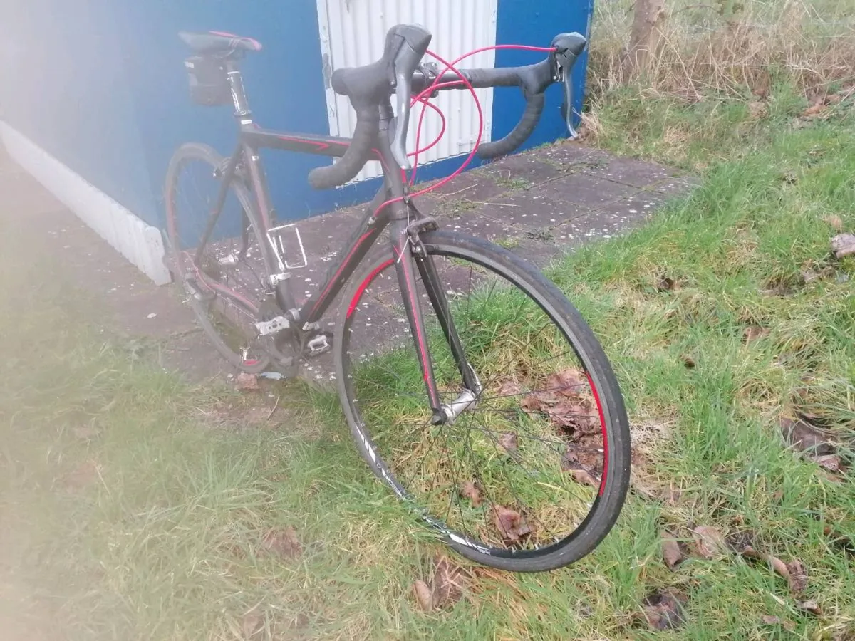 Road bike - Image 3