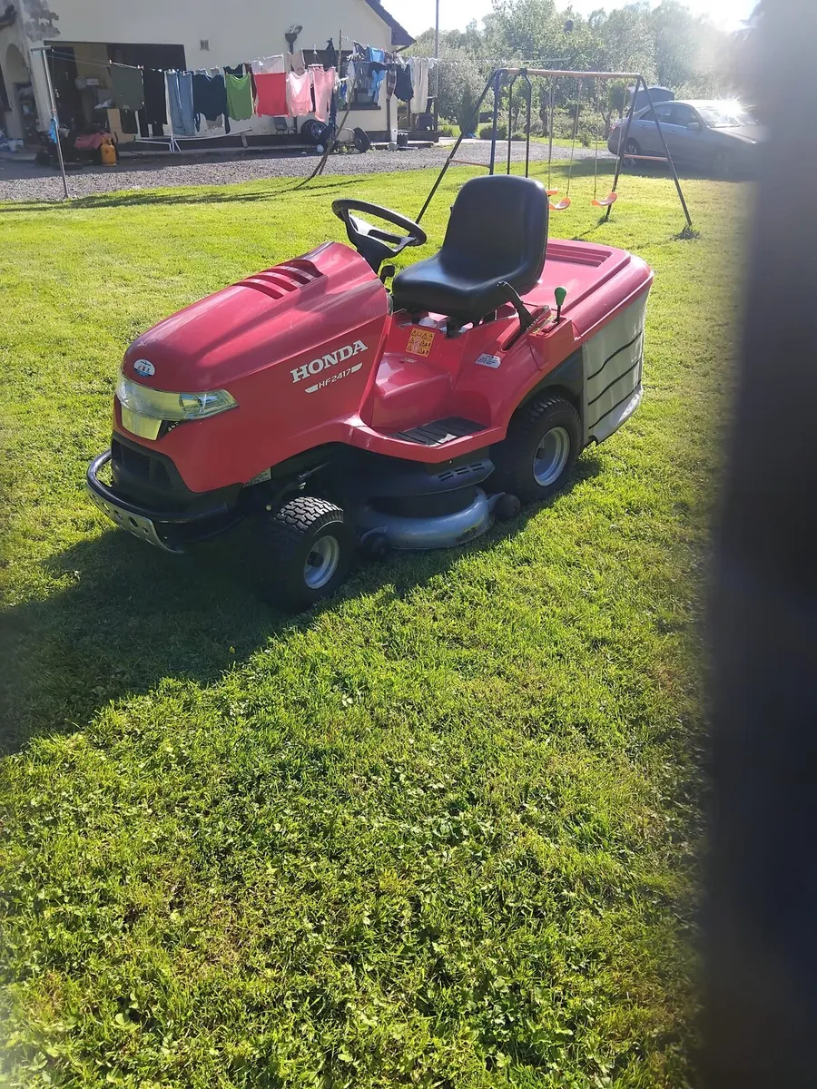 Ride on mower - Image 1