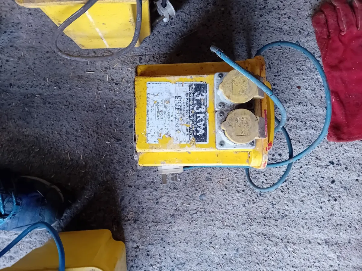 110v transformers - Image 2