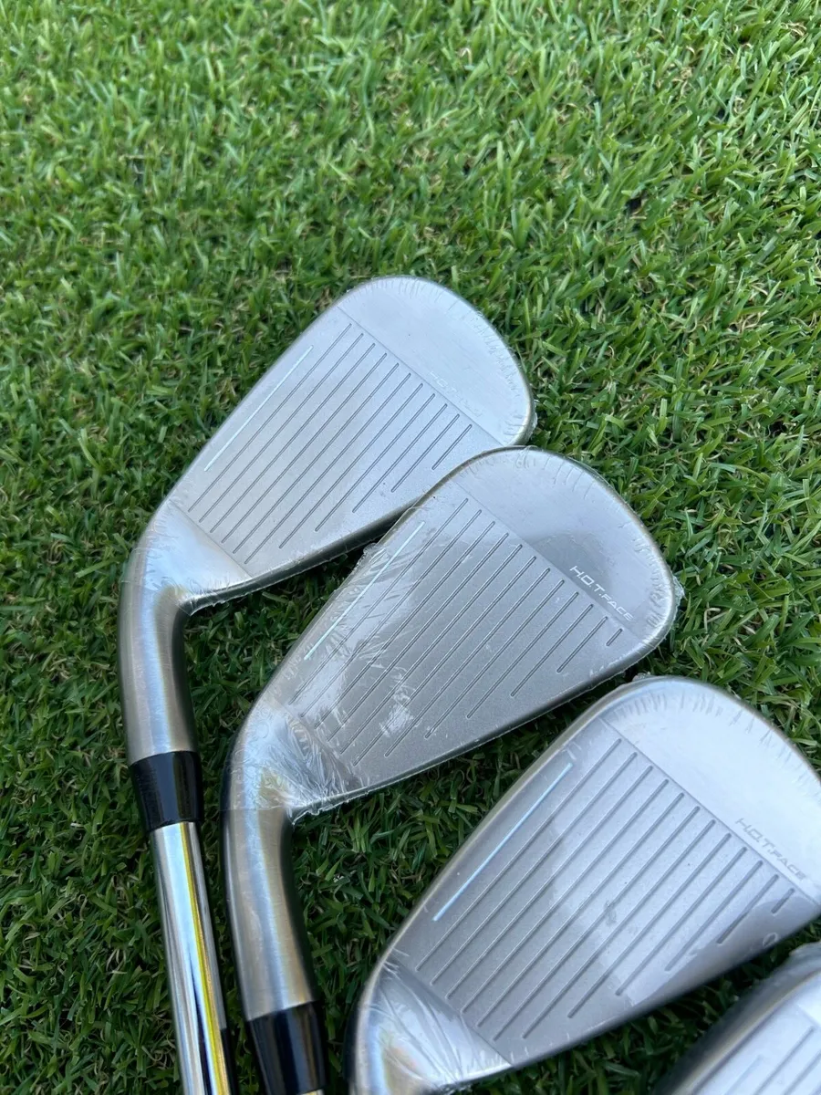 Cobra DS Adapt irons (8 clubs in set) - Image 4