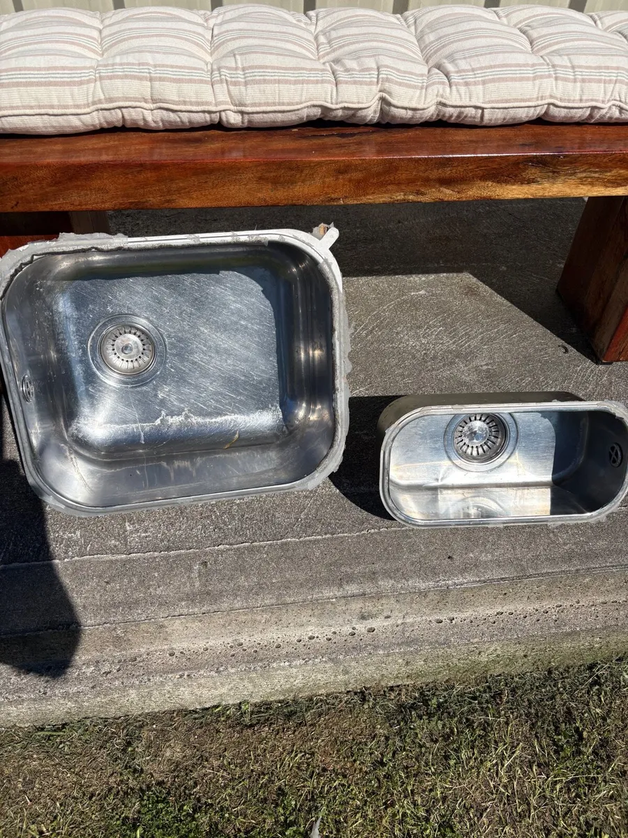 Granite worktop - Image 3