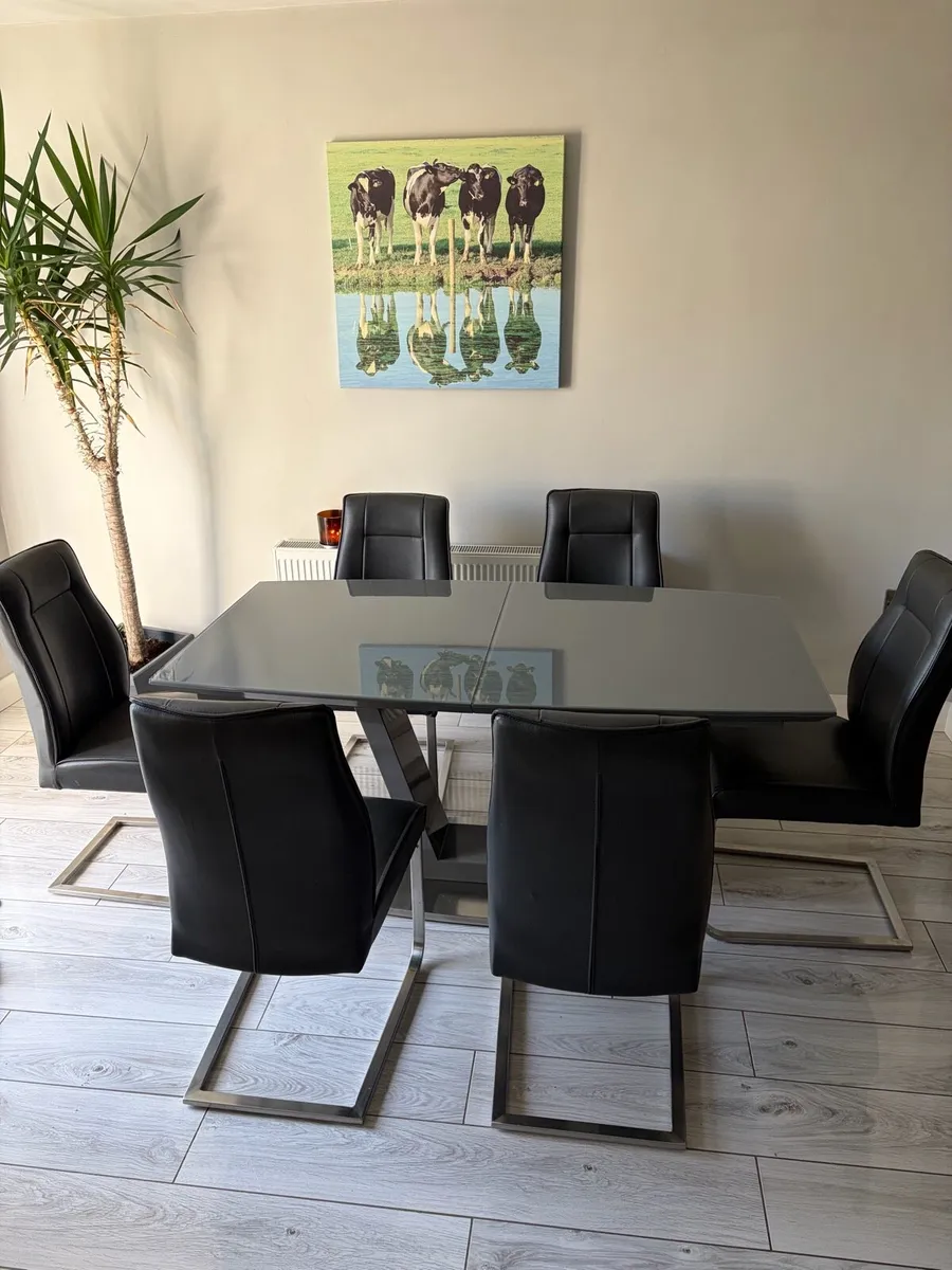 Dining Table & Chairs - Image 1