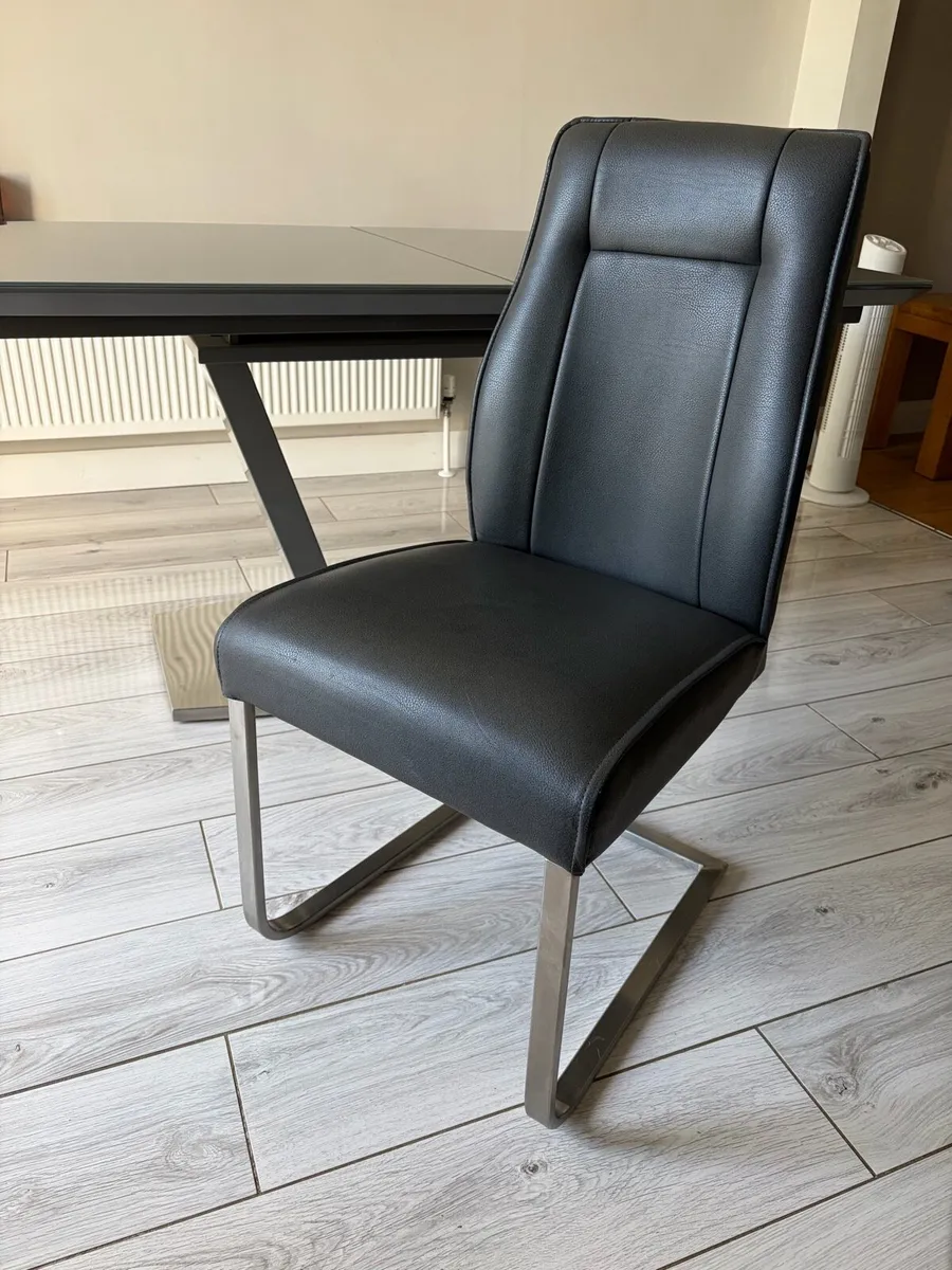 Dining Table & Chairs - Image 3