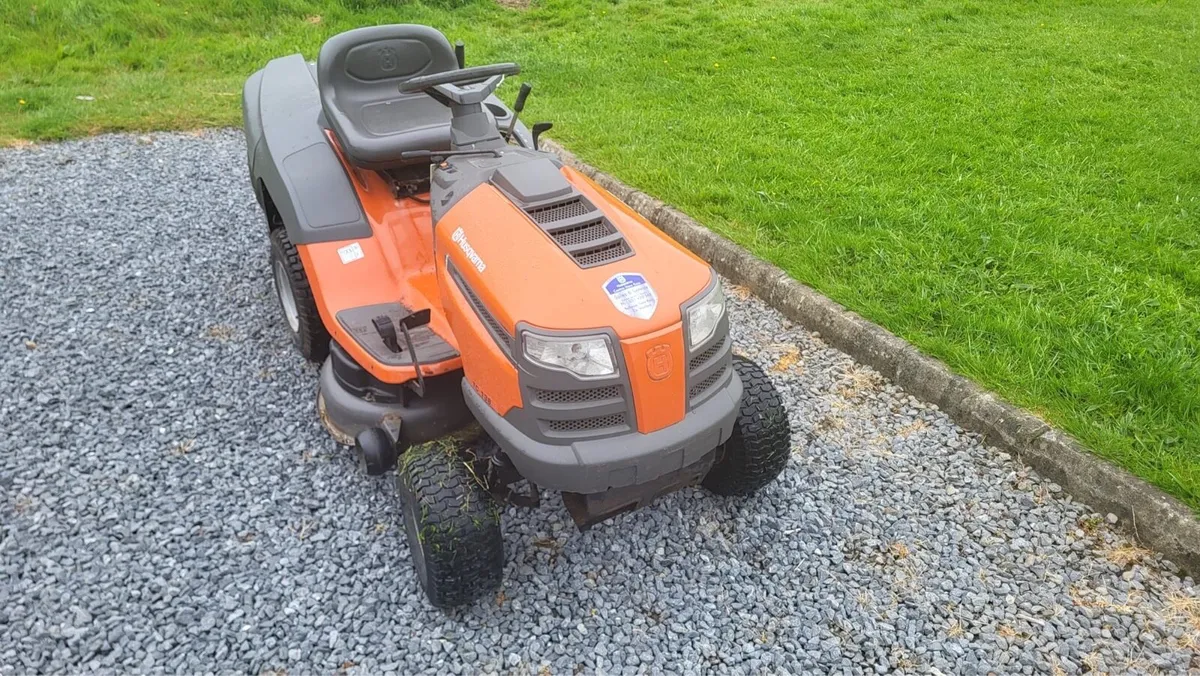 Husqvarna mower - Image 2