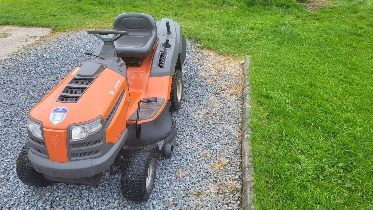 Husqvarna mower - Image 1