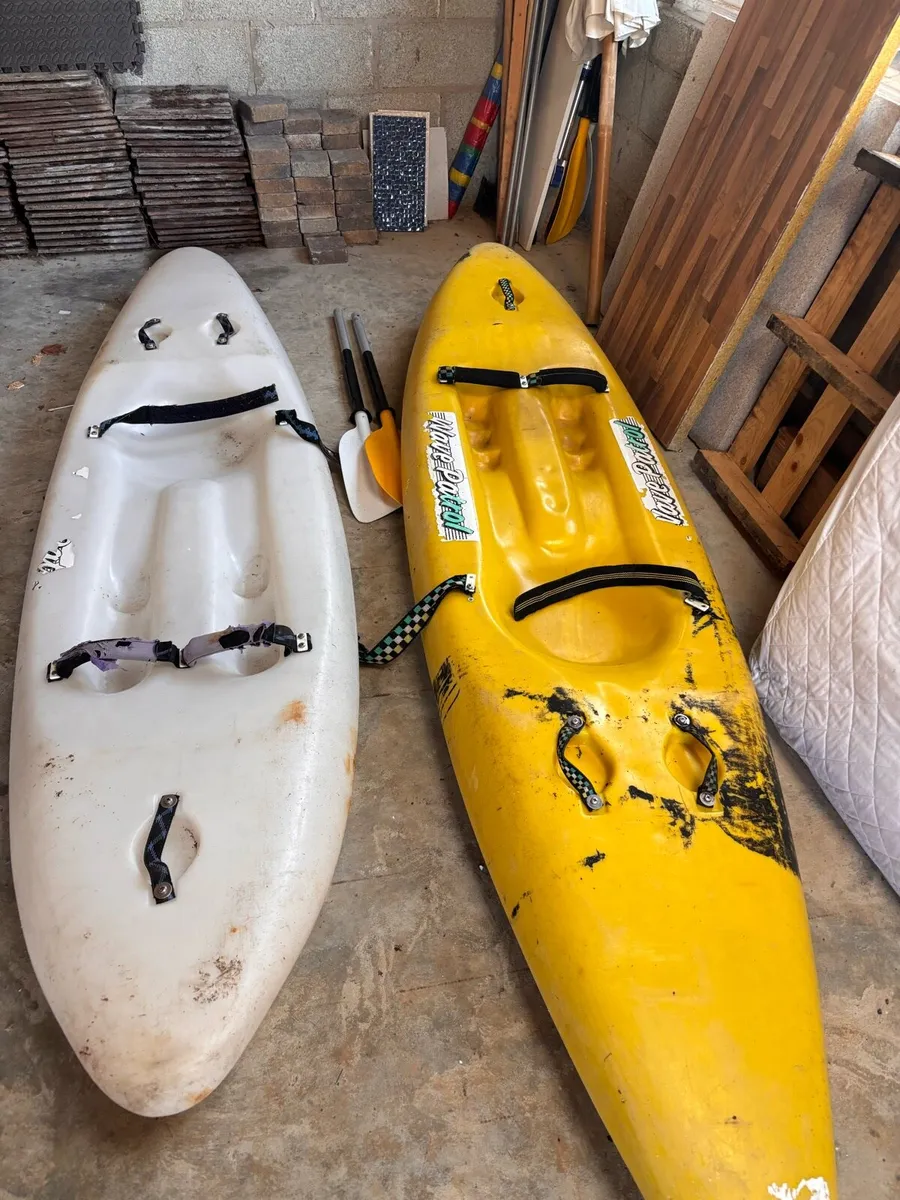 2 Kayaks for Sale – Includes Paddles - Image 3
