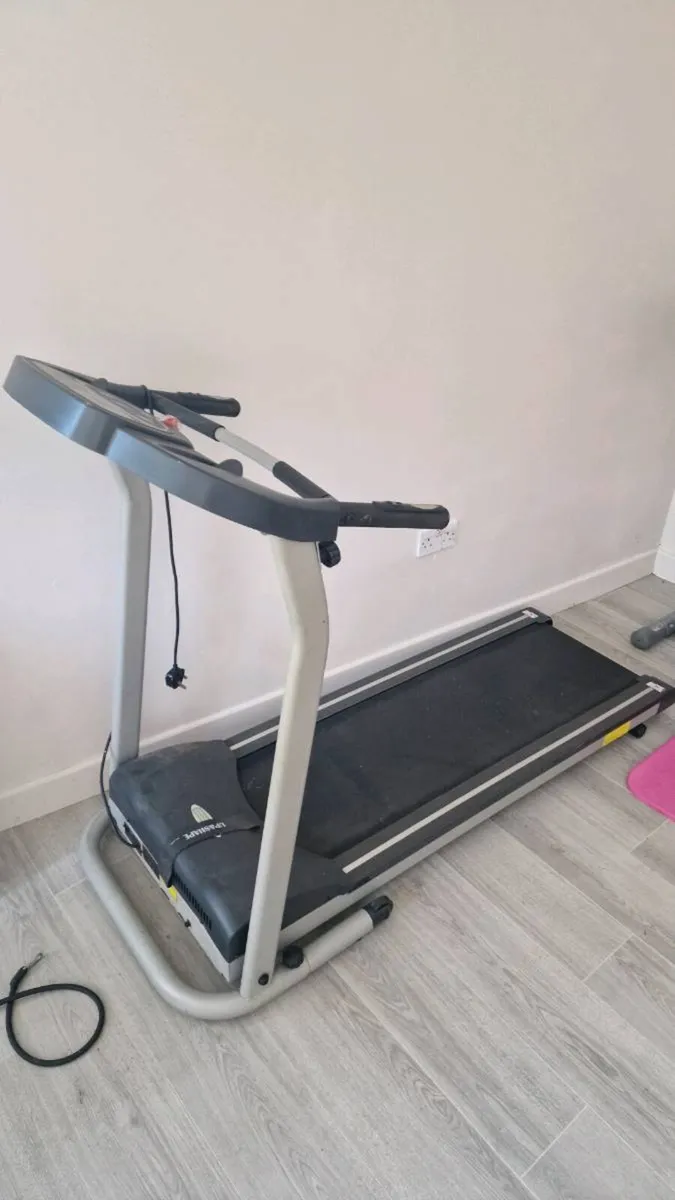 Treadmill - Image 1