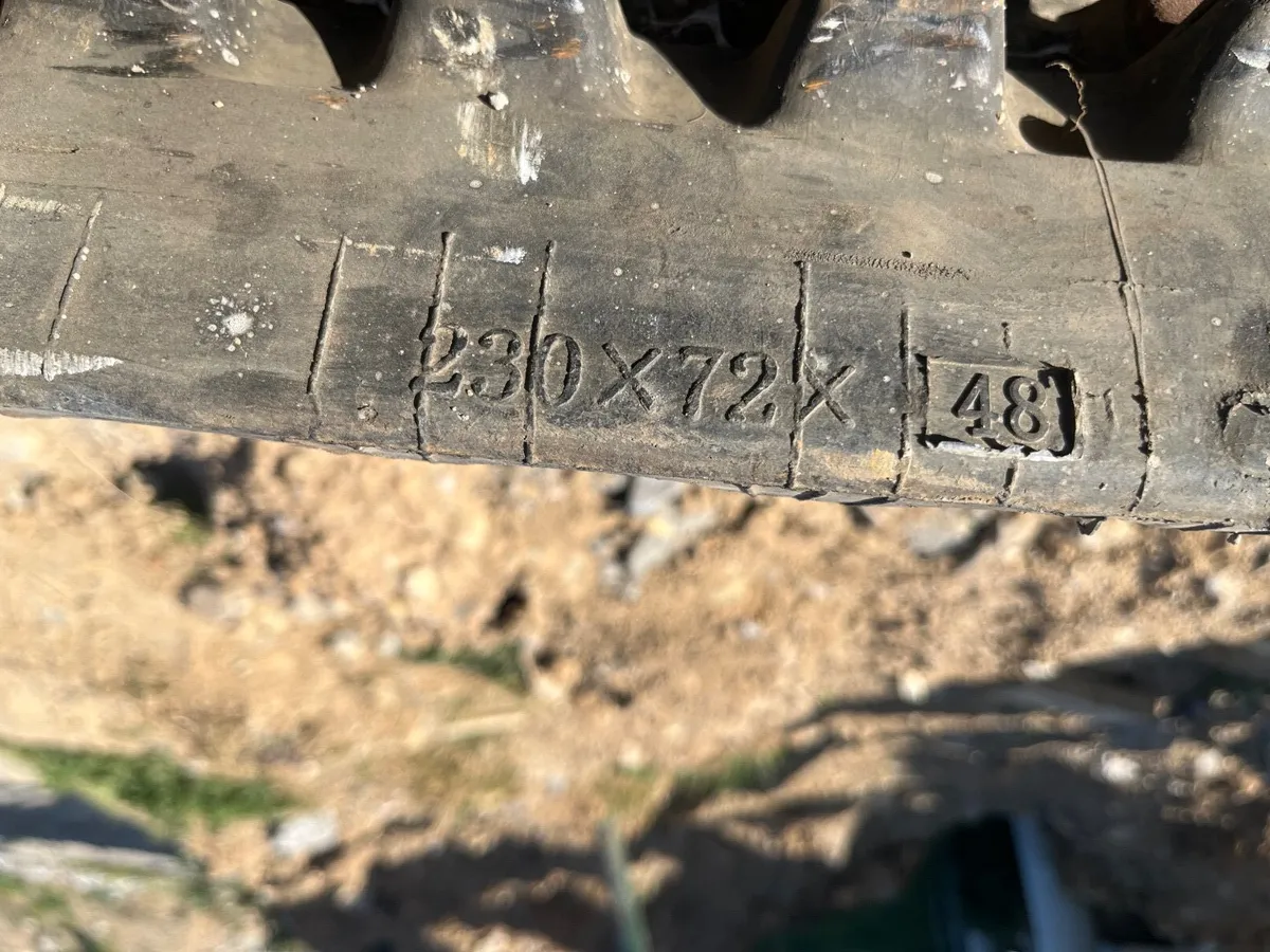 Mini excavator/ digger track - Image 2