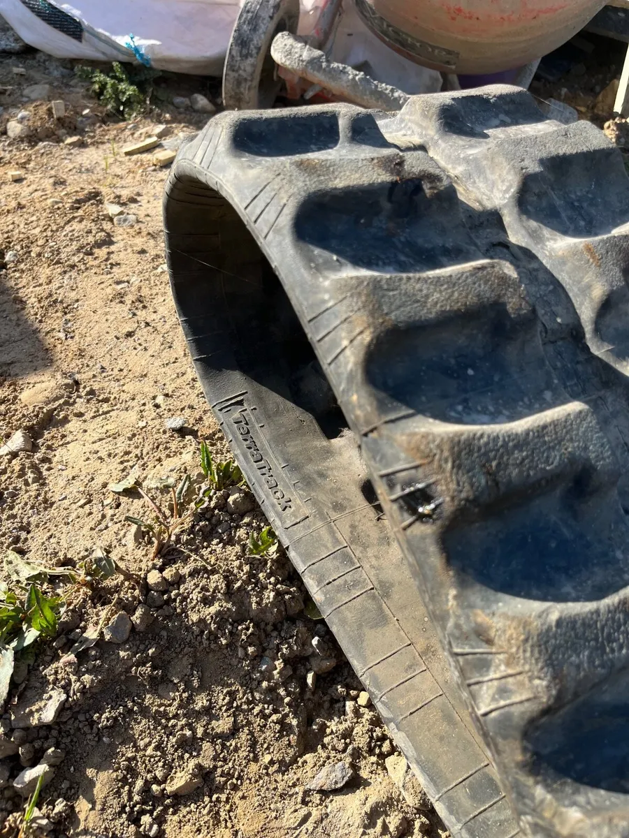 Mini excavator/ digger track - Image 3