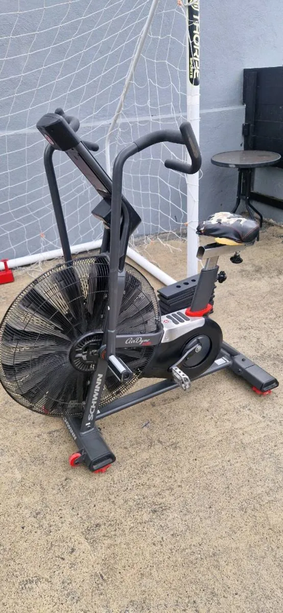 Gym equipment - Image 4