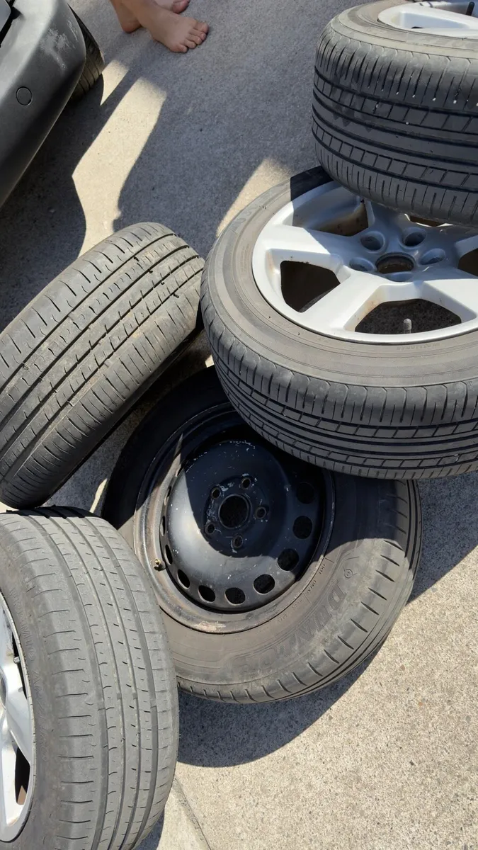 Wheels R16 - Image 1
