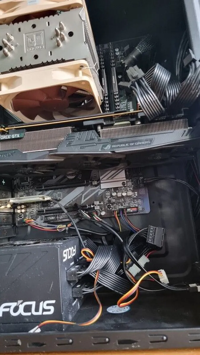 Custom mid-end gaming PC, i7 9700K, GTX 1080 Ti - Image 3