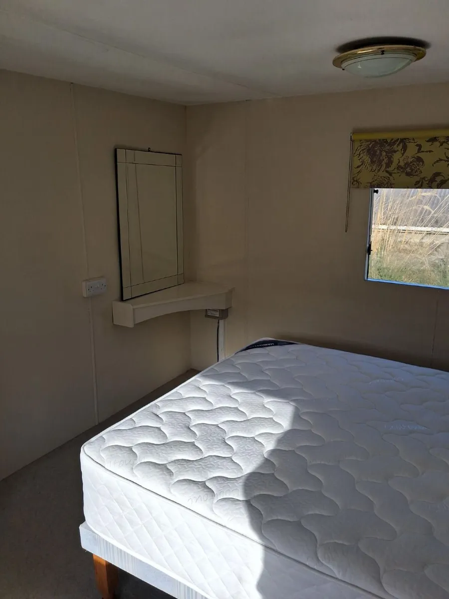Mobile home - Image 2