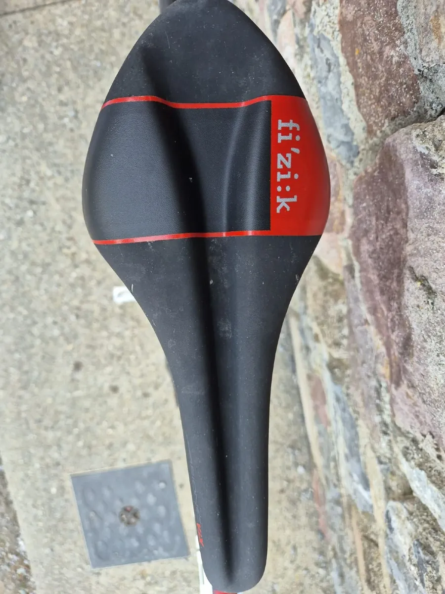 Fizik Arione Vix Bike Saddle – Very Lightly Used - Image 1