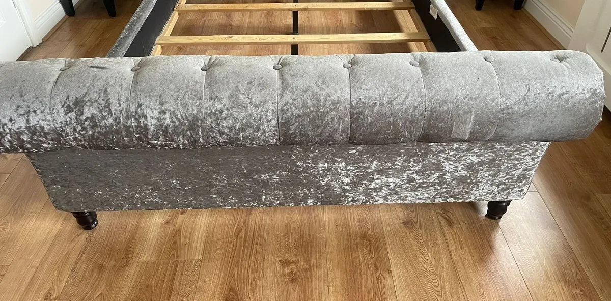 Bed - Image 2