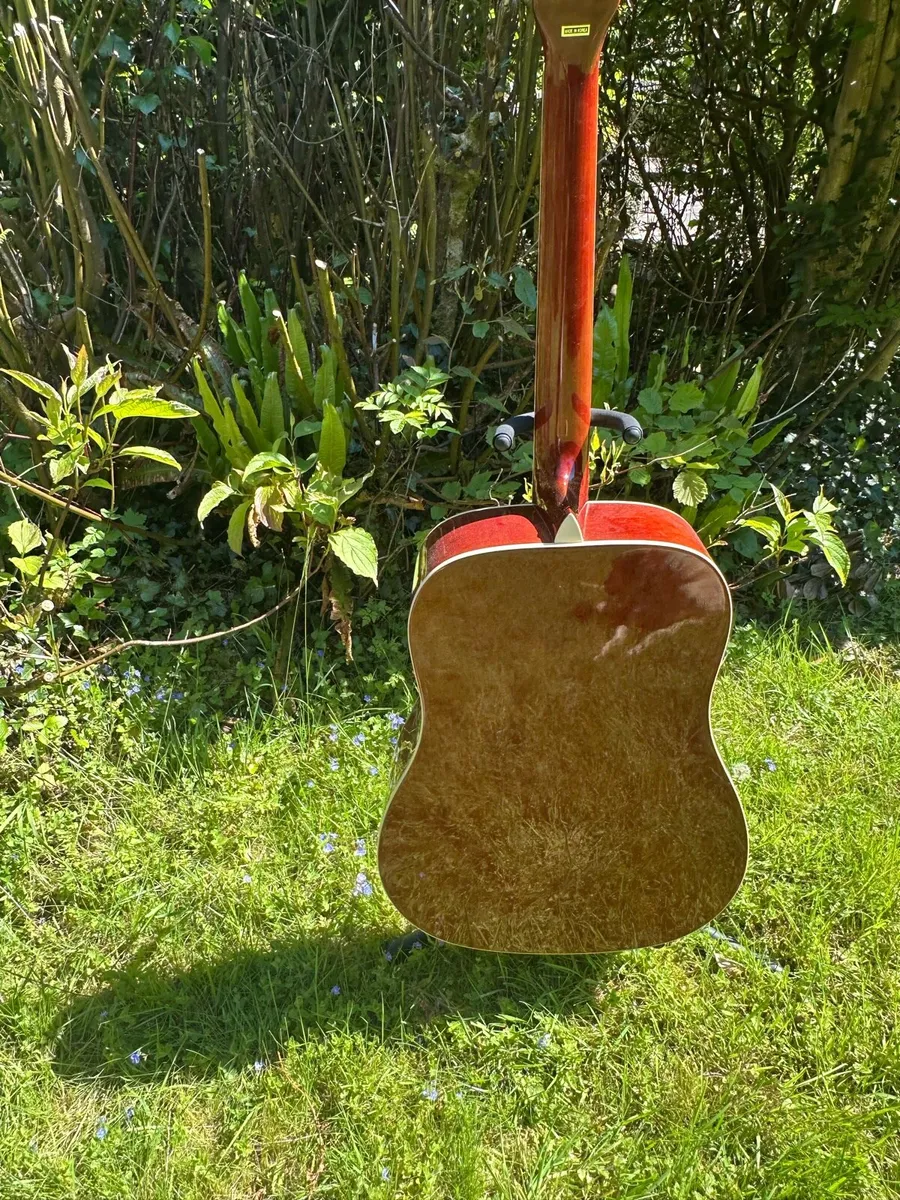 Acoustic guitar - Vintage E400-N - Image 3