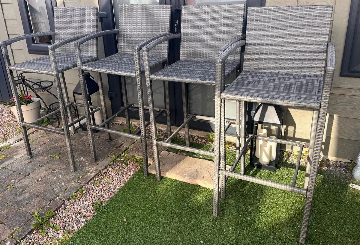 Garden/Outdoor Rattan Bar Stools
