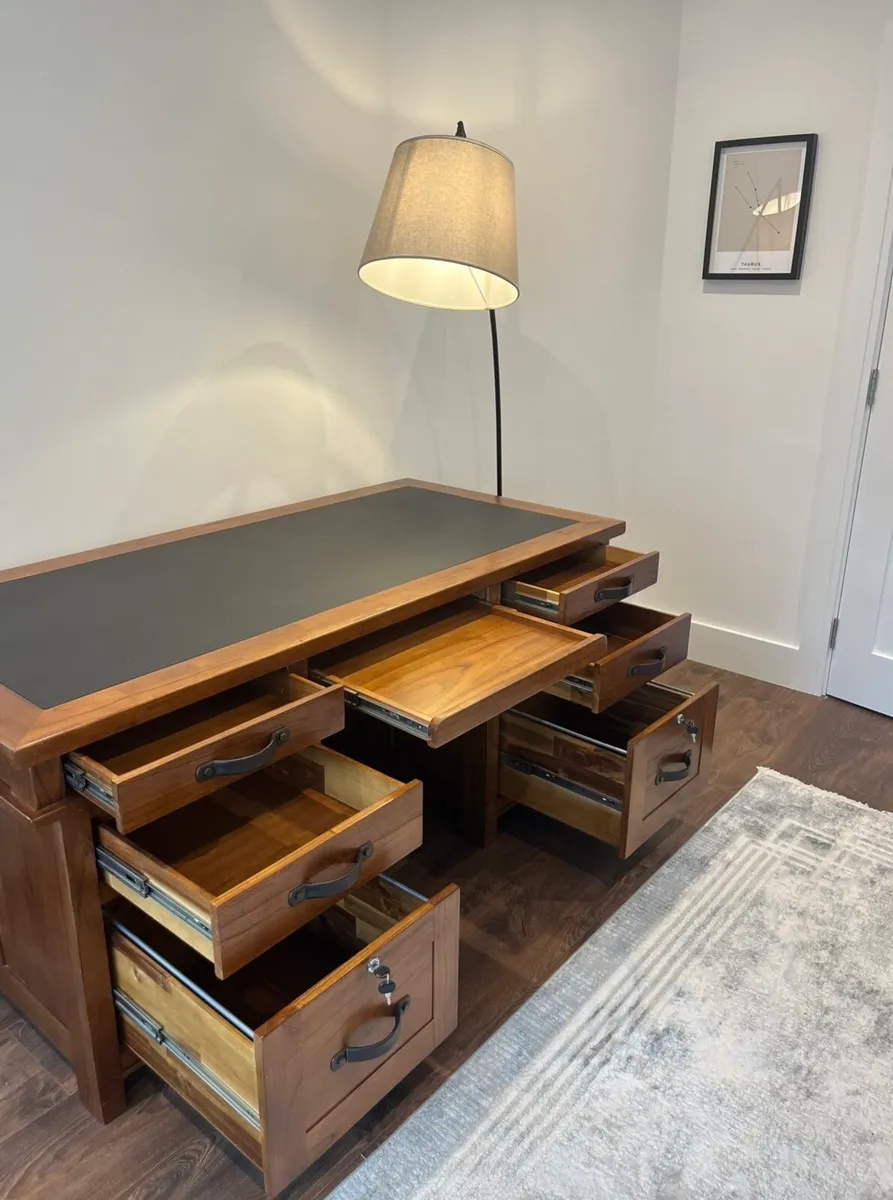 Vintage Desk - Image 4