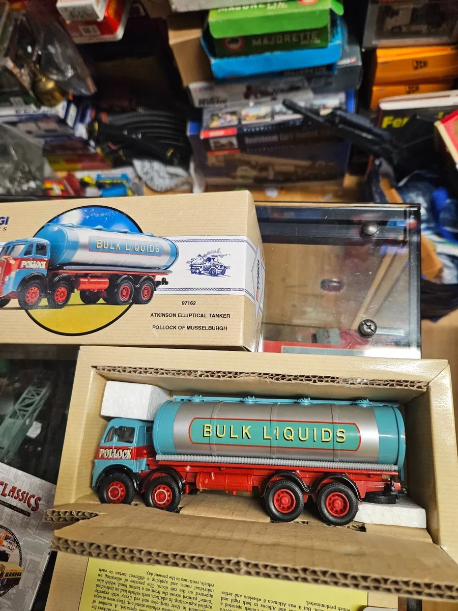 Corgi Pollock Bulk Tanker - Image 1