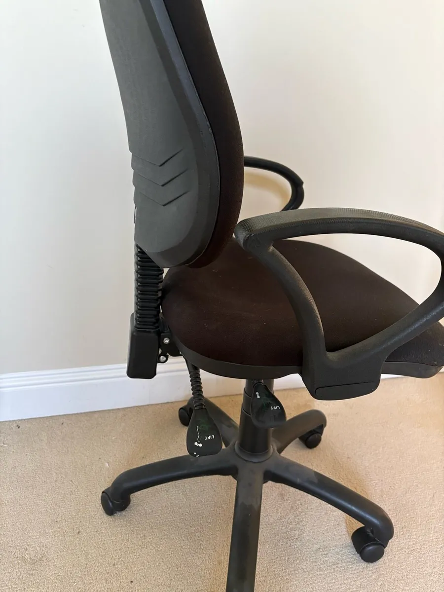 Office chair - Image 3