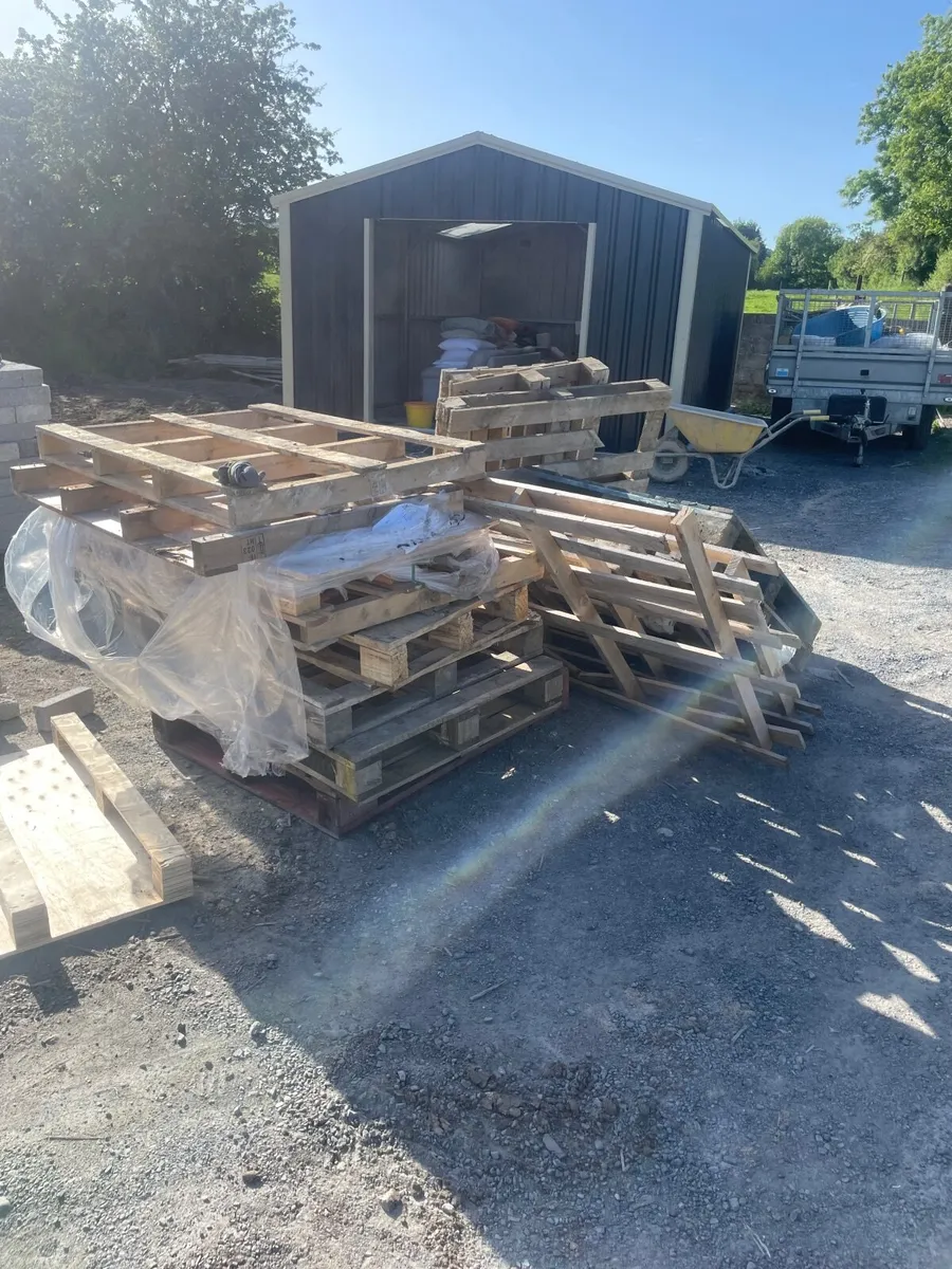 Pallets - free - Image 1